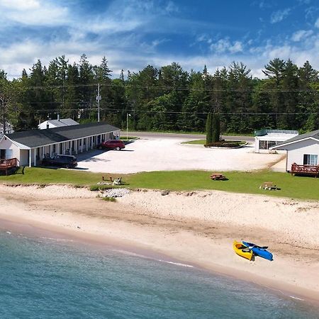 North Winds Motel Mackinaw City Buitenkant foto