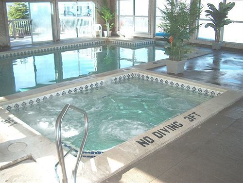 North Winds Motel Mackinaw City Buitenkant foto